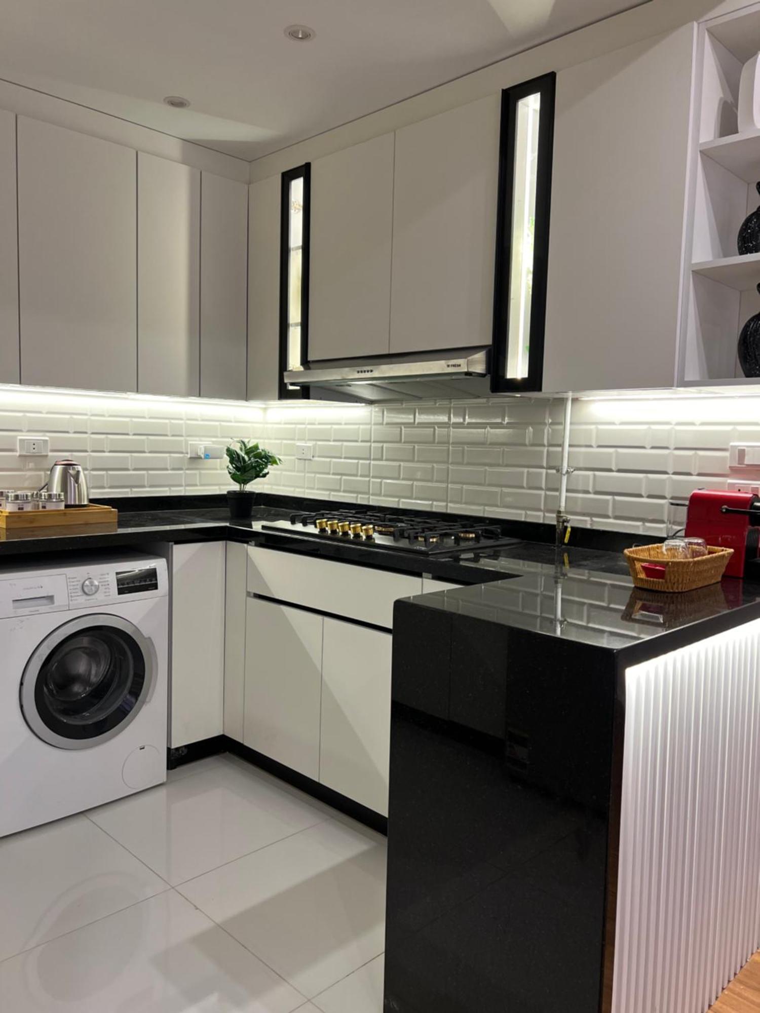 Luxurious Family Facing Stars Mall Apartment Cairo