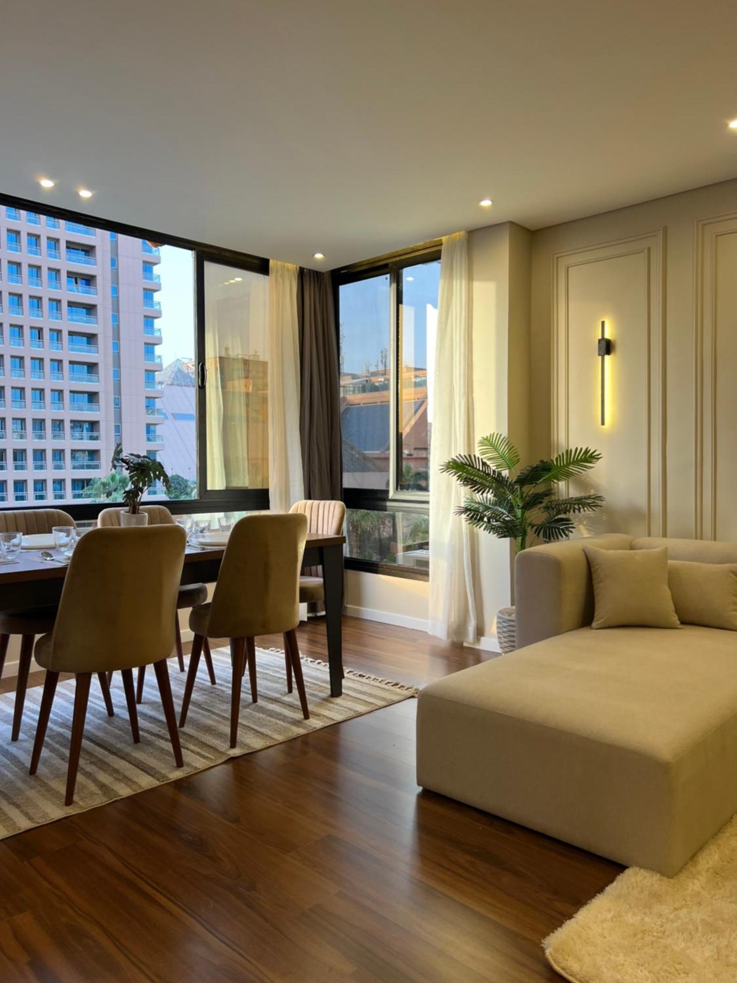 Luxurious Family Facing Stars Mall * Cairo
